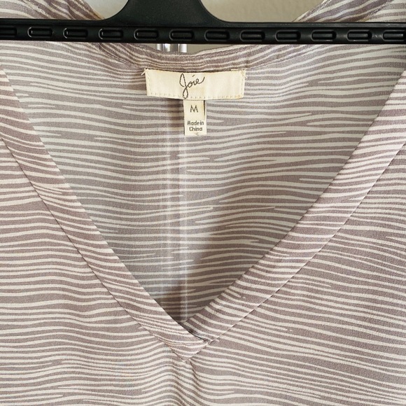 JOIE 100% Silk Top - Picture 3 of 5